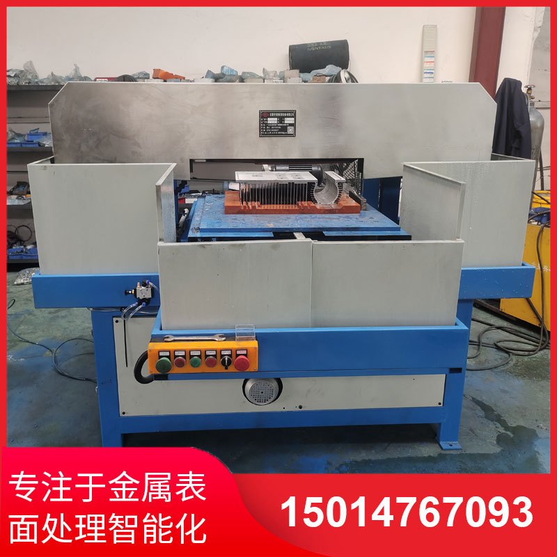 鋁(lv)材(cai)直紋(wen)拉絲機(ji)生(sheng)産供應(ying)